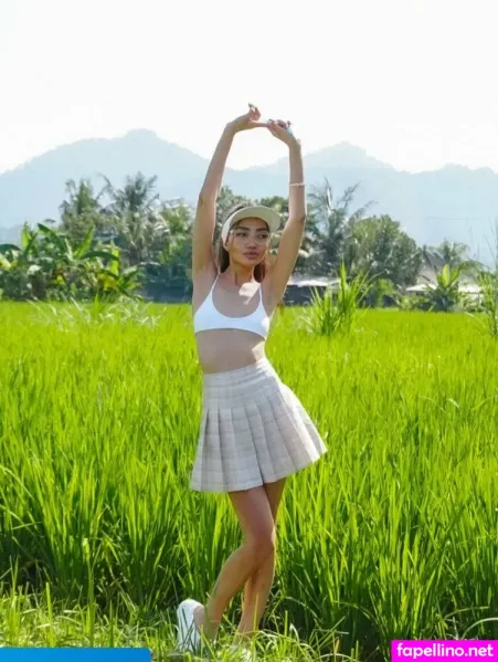 Asian Lili OnlyFans Thumbnail #NhylAcr62Z