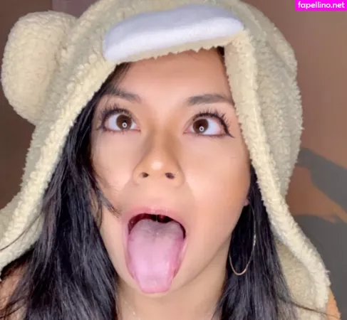 Asian Milf OnlyFans Thumbnail #mBhBNXhDyO