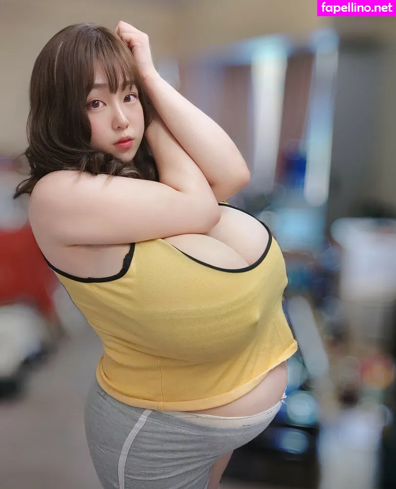 Amazingly Large Boobs on bbpigbbbb, favorite_asian_girls Nude Leaked OnlyFans Photo #jrlDJV1qQo