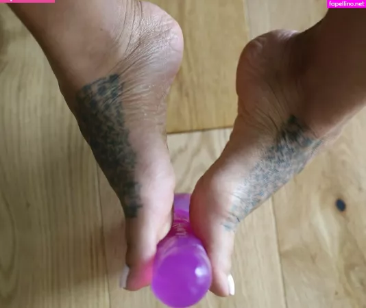 Asianfootworship OnlyFans Thumbnail #ey3nwySuON