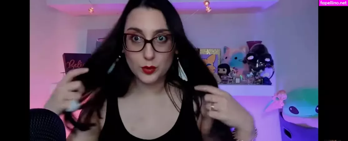 Asmr Alysaa OnlyFans Thumbnail #ICBpZGRBWD