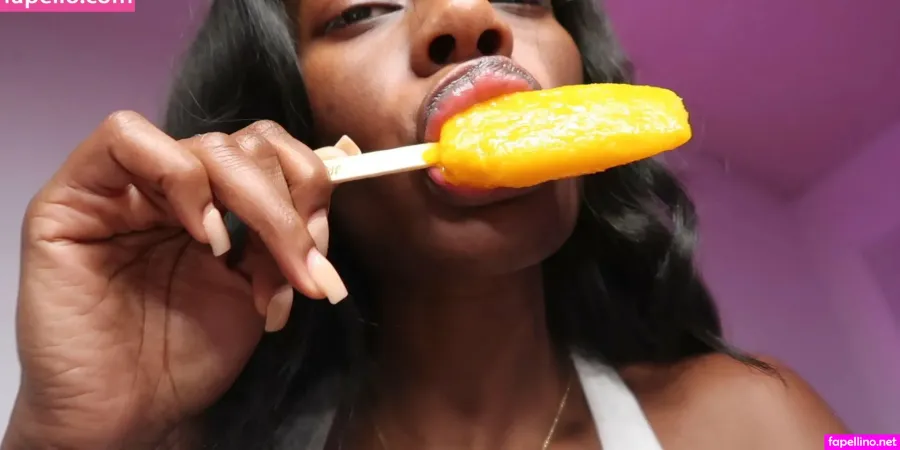 Asmr Baddie Main Profile Photo