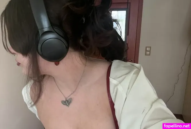 Asmr Creature OnlyFans Thumbnail #I8uZSuGdSS