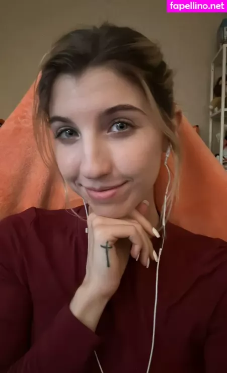 Asmr Frivolousfox OnlyFans Thumbnail #lii4yuxZSo
