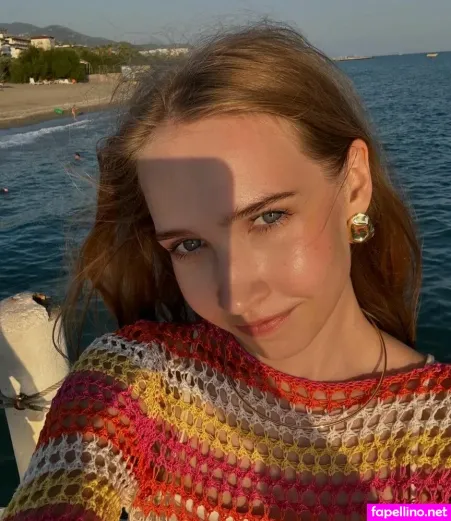 Asmr Girl OnlyFans Thumbnail #DnbeKKhvxs