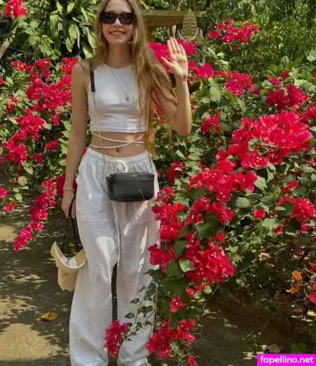 Asmr Girl Main Profile Photo