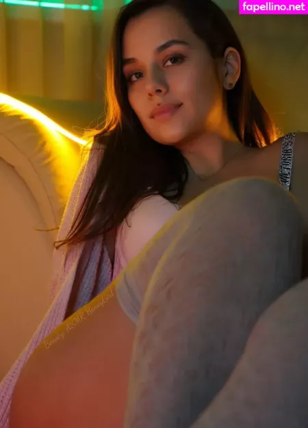 Asmr Honeygirl OnlyFans Thumbnail #OSWUDnHplH