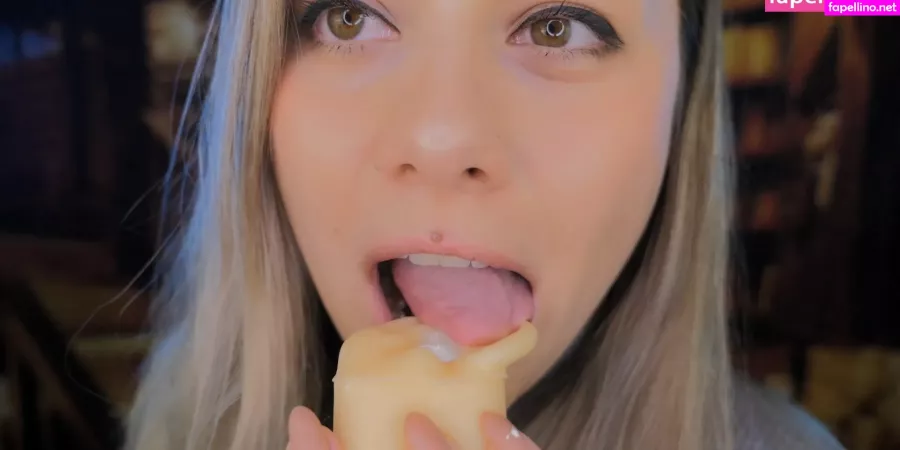 Asmr Honeygirl OnlyFans Thumbnail #bknVtxj0zV