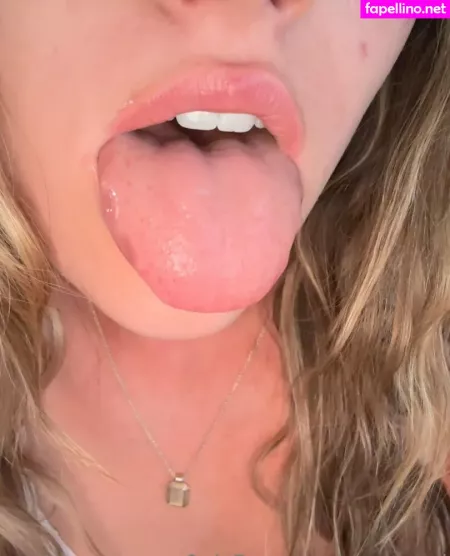 Asmrcarol OnlyFans Thumbnail #UNNFzbwqOf