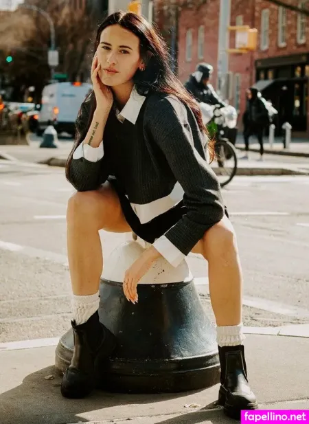 Asmrwitholivia OnlyFans Thumbnail #4zi4RYmcIU