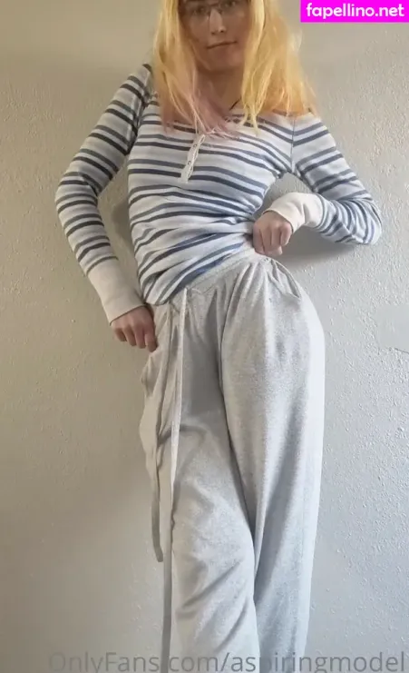 Aspiringmodel OnlyFans Thumbnail #nGJy5Oj37g