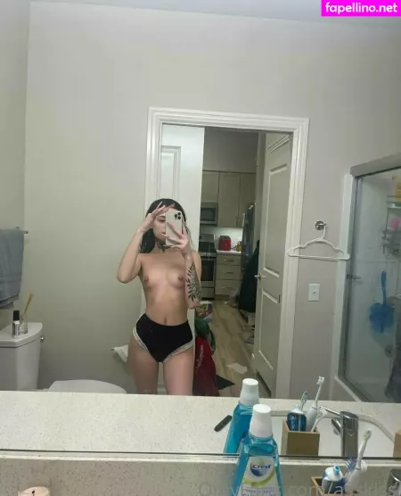 Asskiss OnlyFans Thumbnail #LqhENp3tp0