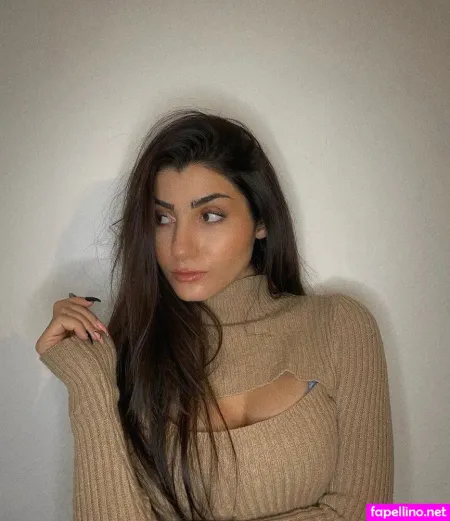 Asti Gevorgyan OnlyFans Thumbnail #1GHhajgKiw