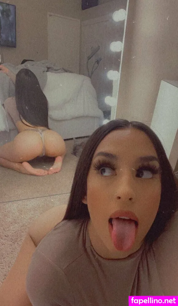 astr0gurlfree, astr0gurlxo Nude Leaked OnlyFans Photo #TJ3X8AyUdu