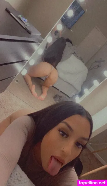 Astr0gurlfree OnlyFans Thumbnail #ypR81Frq2L