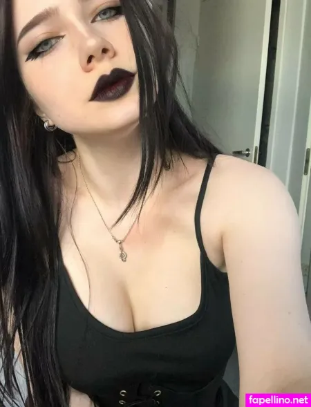 Astrid Gothly 3 OnlyFans Thumbnail #MM8FKuWbYS