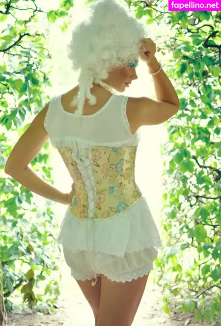 Astrid Munkwitz 1 OnlyFans Thumbnail #gSdeG1k419