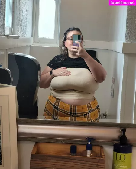 Astrid Rose22 OnlyFans Thumbnail #KGNb5t9uef