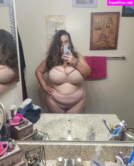 Astrid Rose22 OnlyFans Thumbnail #gAZHvv0aZD