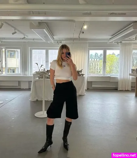 Astrid S OnlyFans Thumbnail #GTPAYOazXw