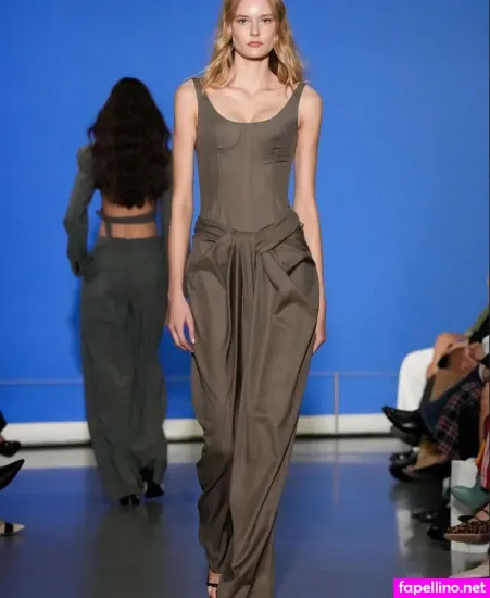 Astrid Voss OnlyFans Thumbnail #a1vVKYi1al