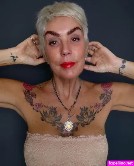 Astrid Zeegen Holt OnlyFans Thumbnail #koe9AAf8nN