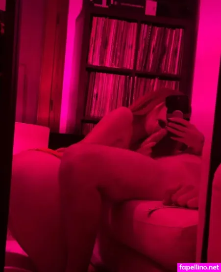 Astridam Main Profile Photo