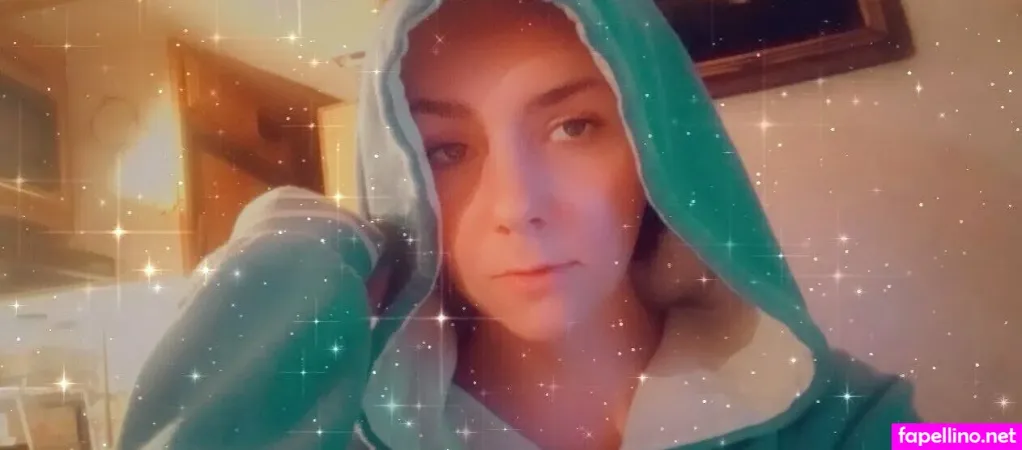 Astridpixiefree OnlyFans Thumbnail #NoshJp2qAC