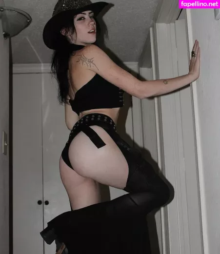 Astrouxx 1 OnlyFans Thumbnail #KBln4yWc09