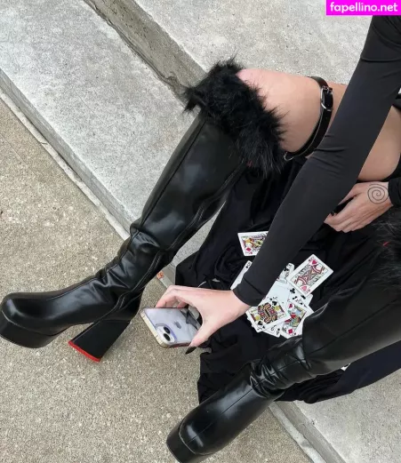 Astrouxx 1 OnlyFans Thumbnail #wOF50R4SZw