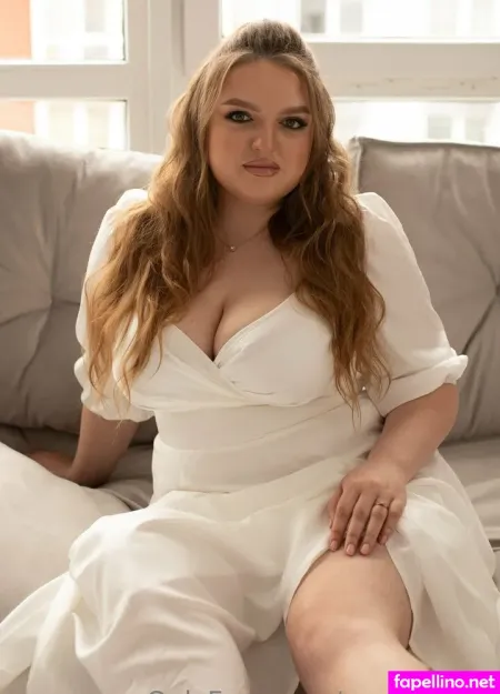 Asya Blows OnlyFans Thumbnail #mAJPf6hxa5