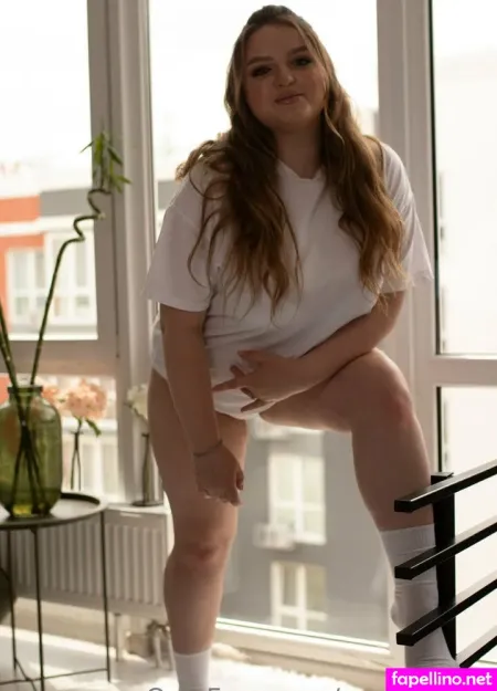 Asya Blows OnlyFans Thumbnail #nks2vdaOyX