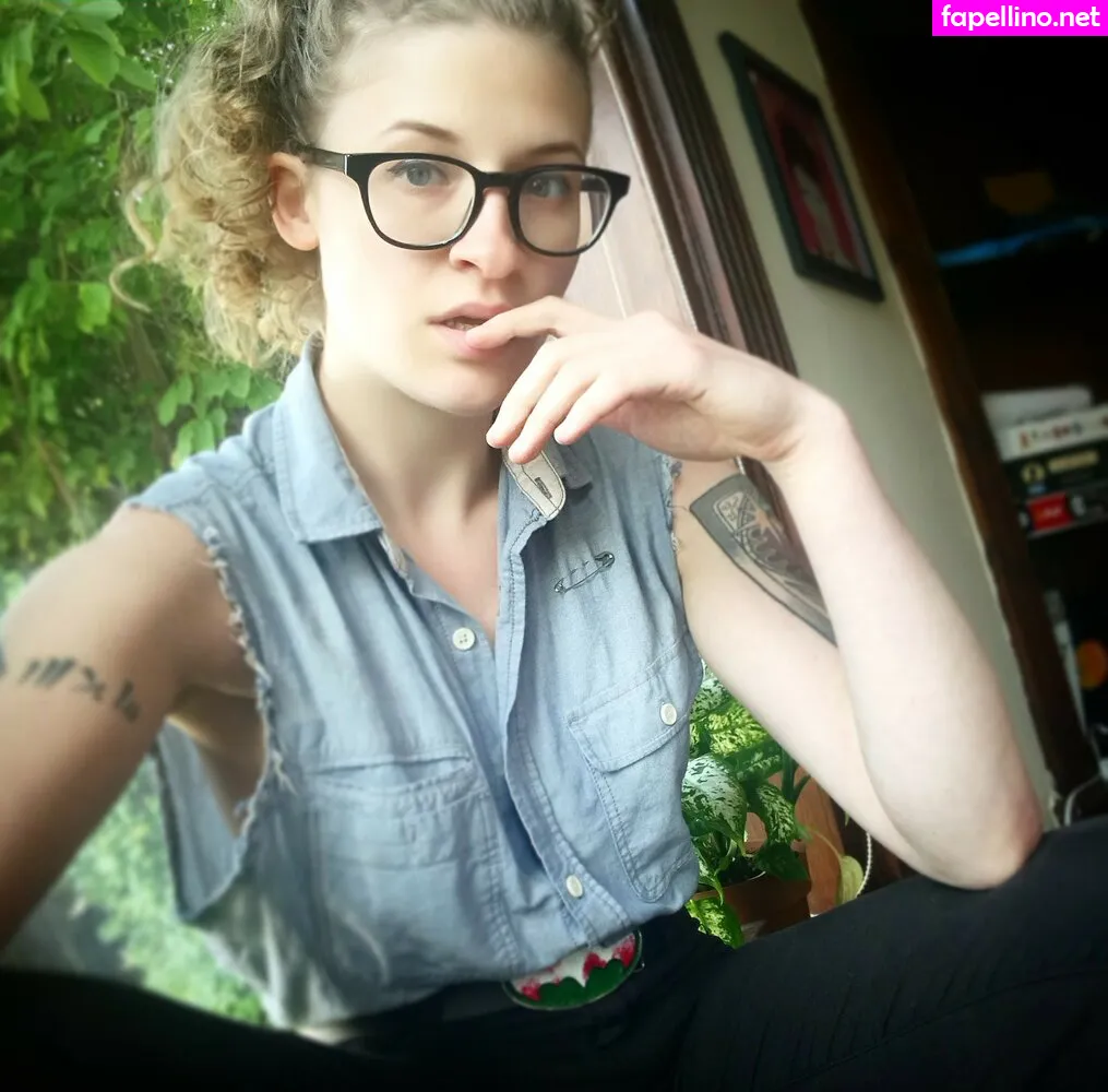 ateacupgamer, spoiledbratcat Nude Leaked OnlyFans Photo #strFPVZtHV