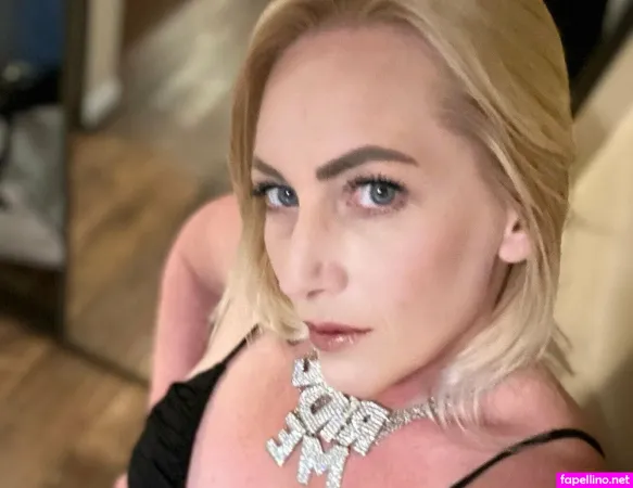 Athena Riversss OnlyFans Thumbnail #wHlnmBSNBD