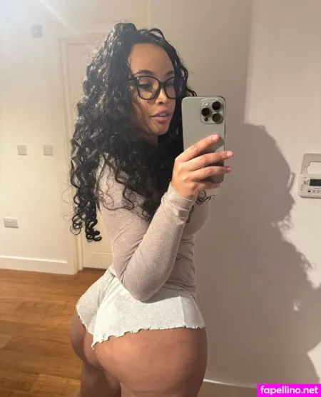 Athena Rome OnlyFans Thumbnail #MmANYEjpdr
