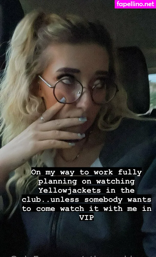 athenasees, athenaskisses Nude Leaked OnlyFans Photo #XDEUFCS53F