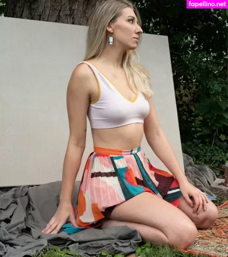 Athenaskisses OnlyFans Thumbnail #XRnKfIPDO4