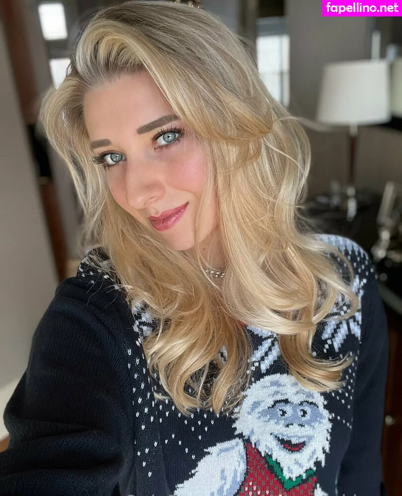 athenasees, athenaskisses Nude Leaked OnlyFans Photo #v16QYa9r8d