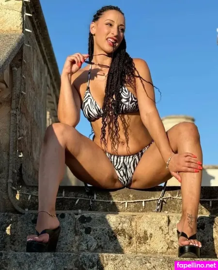 Athenastar OnlyFans Thumbnail #TWQ1EZcLFl