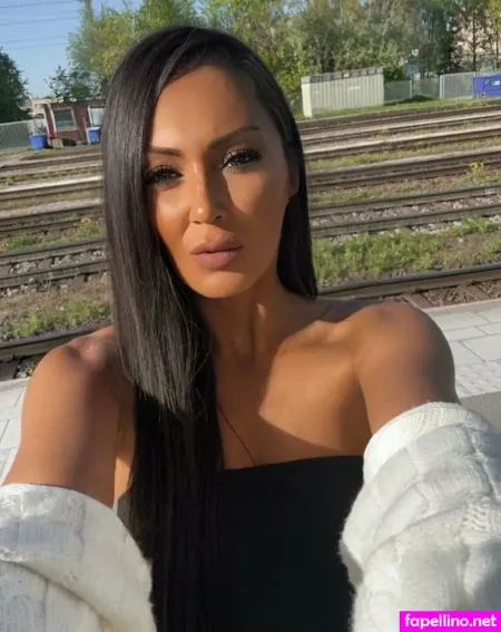 Athenaswe OnlyFans Thumbnail #u39fs2nSad