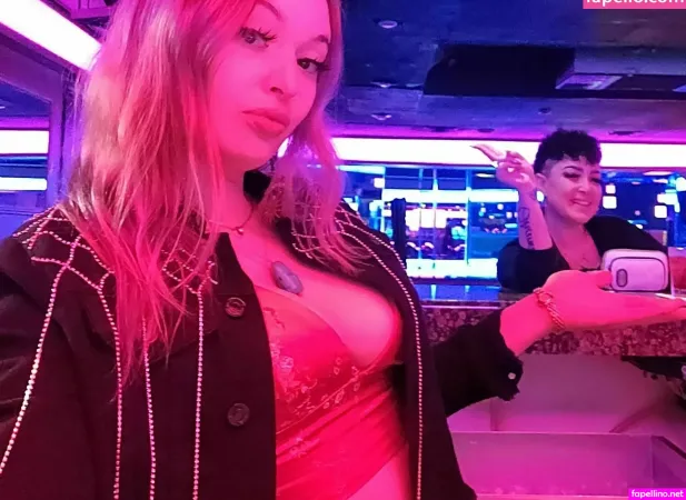 Athenathatgothgoddess OnlyFans Thumbnail #s3esgZsJt8
