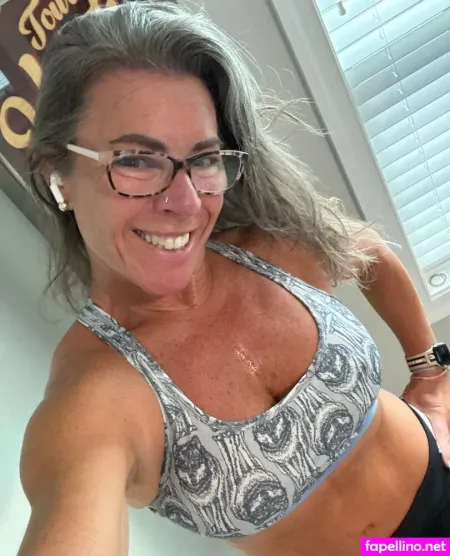 Athenawest25 OnlyFans Thumbnail #9iFauPdjNm