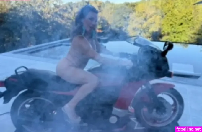 Athenawest25 OnlyFans Thumbnail #qOefiT388V