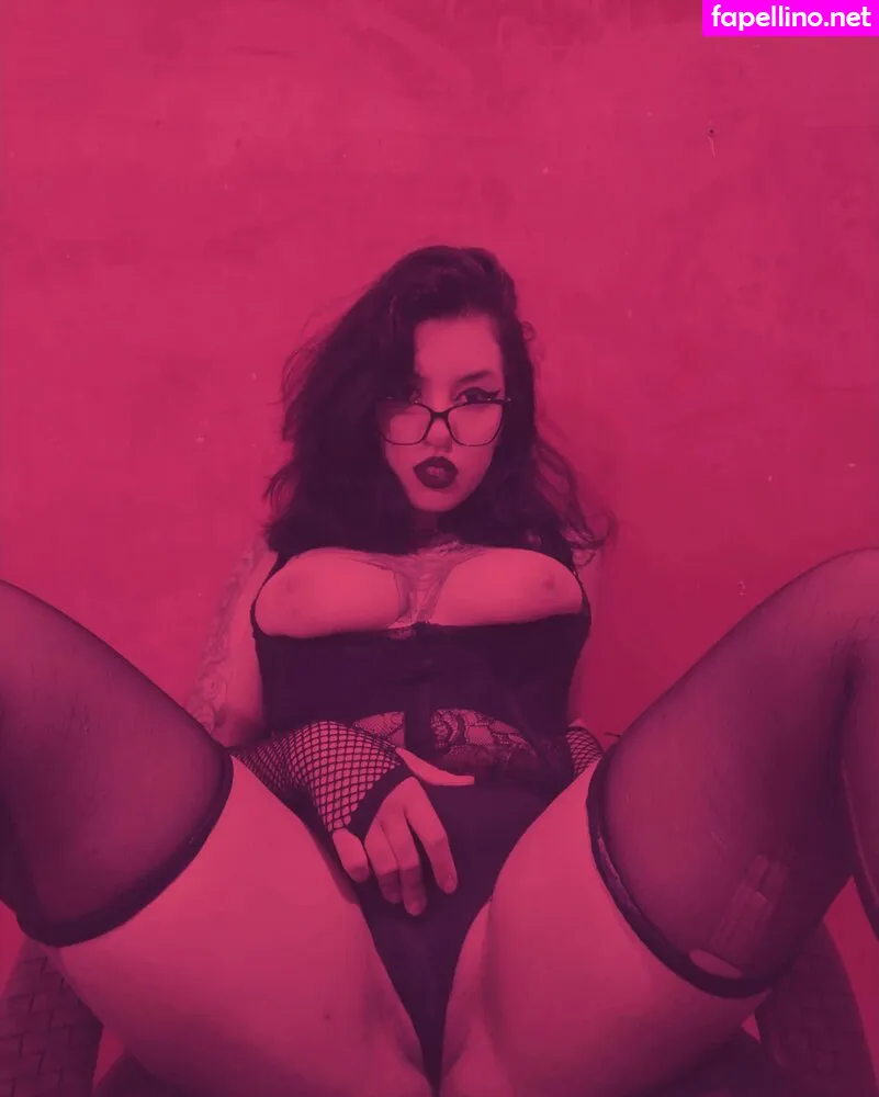 atombombbaby3, atombombgirl, lady.atom.bomb Nude Leaked OnlyFans Photo #5xMH6rqld4