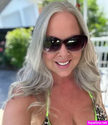 Atomicblonde68 OnlyFans Thumbnail #ywk2bh0AmI