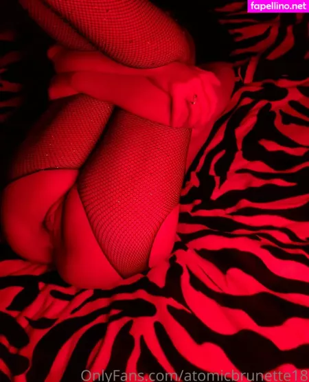 Atomicbrunette18 OnlyFans Thumbnail #M3jeYbDsQl