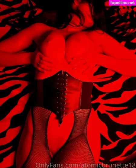 Atomicbrunette18 OnlyFans Thumbnail #pWWtzziIvU