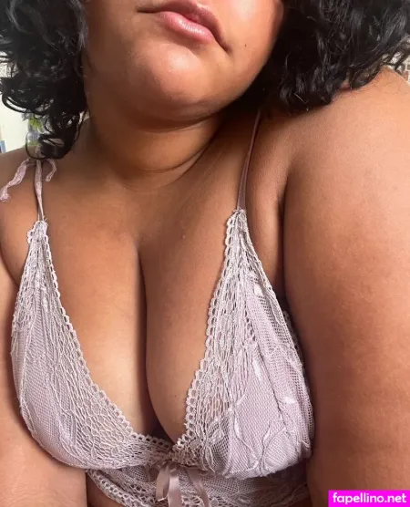 Atomichoneybee OnlyFans Thumbnail #LypkMcKAO6