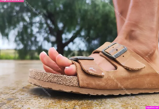 Atomictoez Vip OnlyFans Thumbnail #LHIgkg6mbk