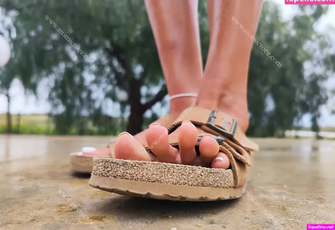 Atomictoez Vip OnlyFans Thumbnail #eJzqDi7I1J